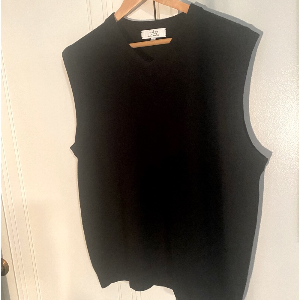 Men’s Turnbury Marino Wool Vest sz Lg.